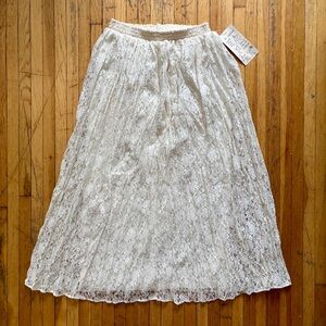 Vintage NOS white pleated lace midi skirt elastic waistband
